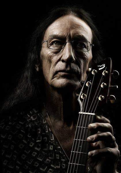 Ken hensley фото